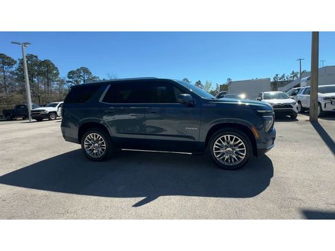 Certified 2025 Chevrolet Tahoe High Country w/ Sun And Tow Package image 2