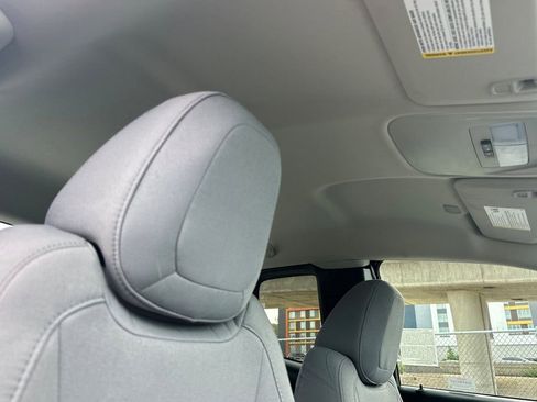 Used 2022 Chevrolet Colorado W/T w/ WT Convenience Package image 19