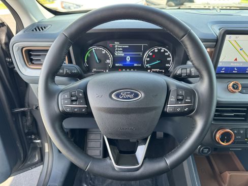 Used 2024 Ford Maverick Lariat image 20