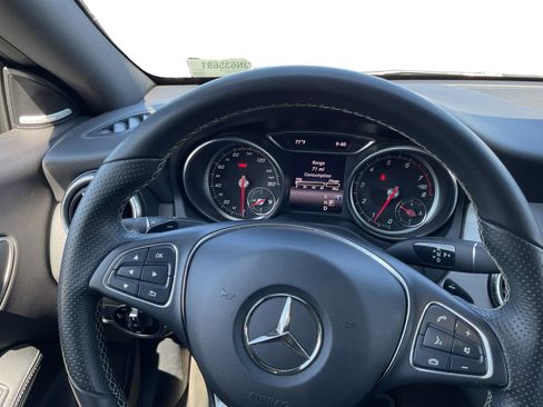 Used 2018 Mercedes-Benz CLA 250 w/ Premium Package image 11