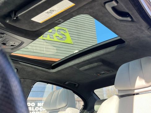 Used 2014 BMW M5 image 36