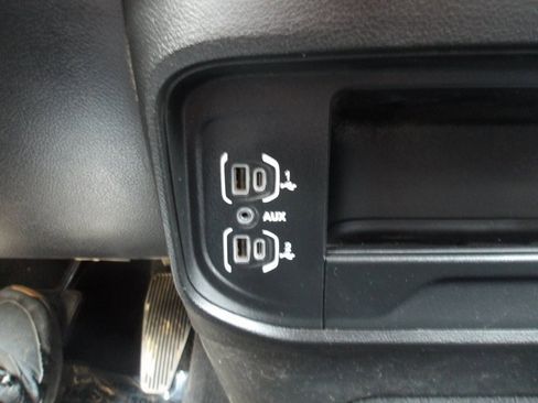 Used 2024 RAM 2500 Big Horn image 19