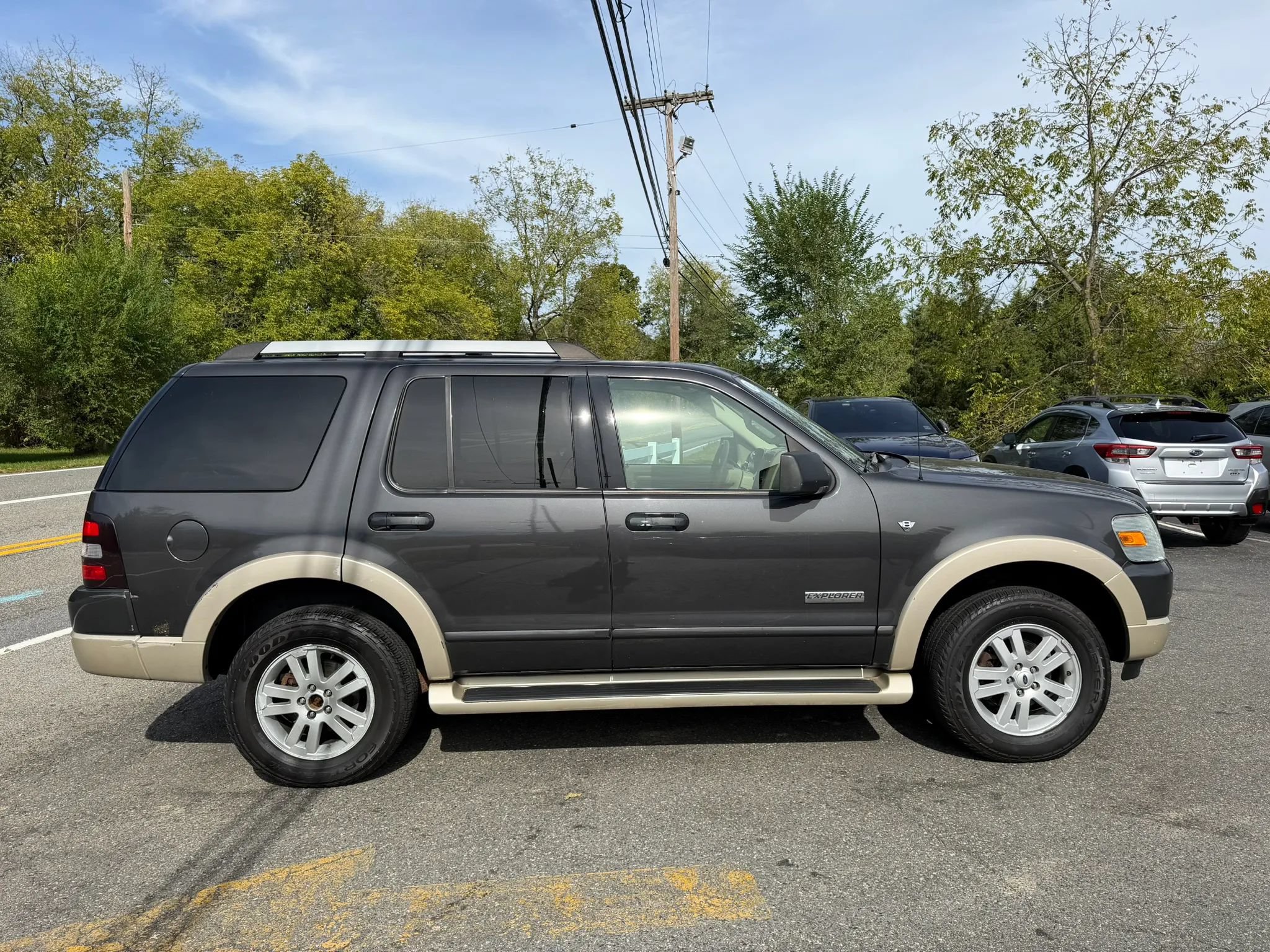 Used 2007 Ford Explorer Eddie Bauer AWD/4WD image 7