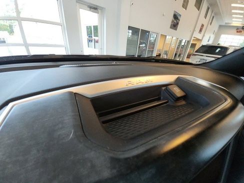 Certified 2022 RAM 1500 Big Horn image 47