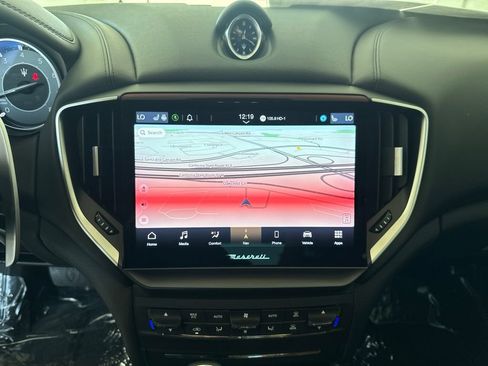 Certified 2023 Maserati Ghibli Modena RWD image 14