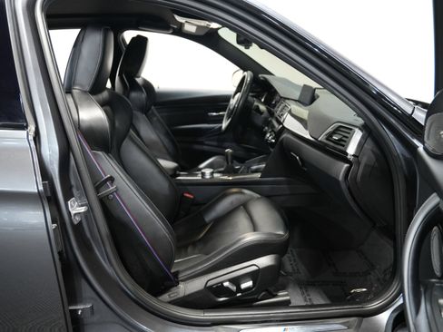 Used 2018 BMW M3 w/ Competition Package image 34