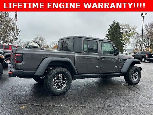 New 2026 Jeep Gladiator Mojave image 10