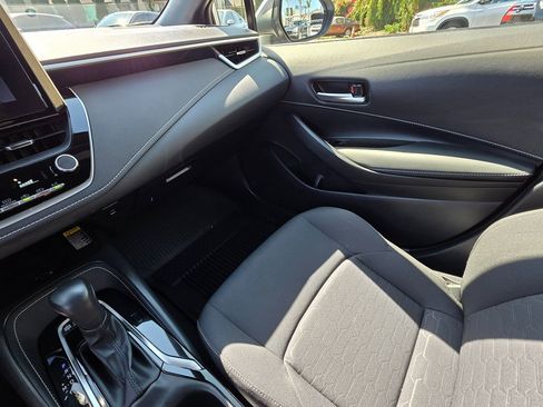 Used 2024 Toyota Corolla SE image 37