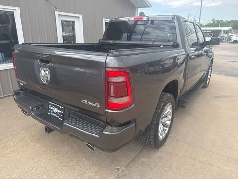 Used 2023 RAM 1500 Laramie AWD/4WD image 3