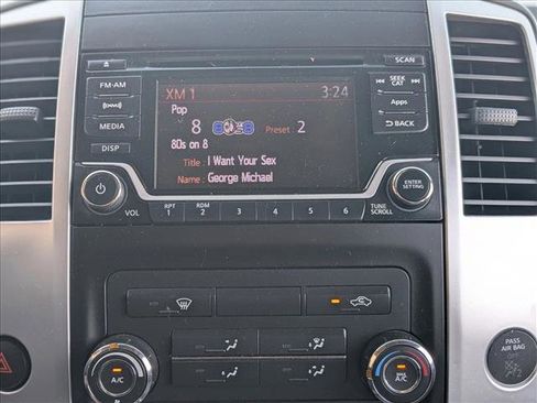 Used 2016 Nissan Frontier SV image 13