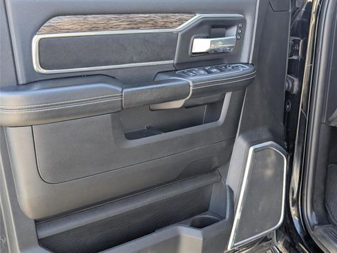 Used 2021 RAM 2500 Laramie image 17