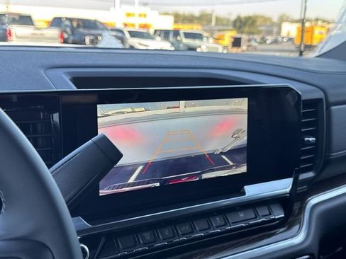 New 2026 GMC Sierra 2500 SLE image 18