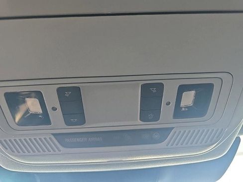 Used 2024 Ford Explorer XLT w/ Class IV Trailer Tow Package image 22