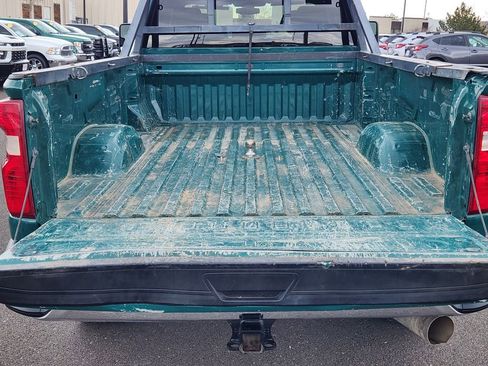 Used 2020 Chevrolet Silverado 3500 LT w/ Z71 Off-Road Package image 18