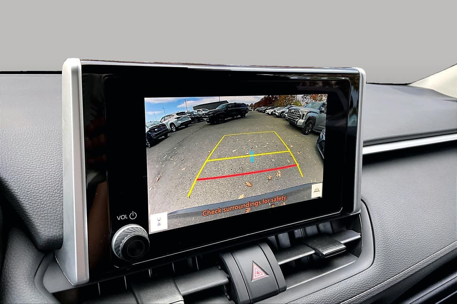 Used 2025 Toyota RAV4 XLE w/ Convenience Package AWD/4WD image 28