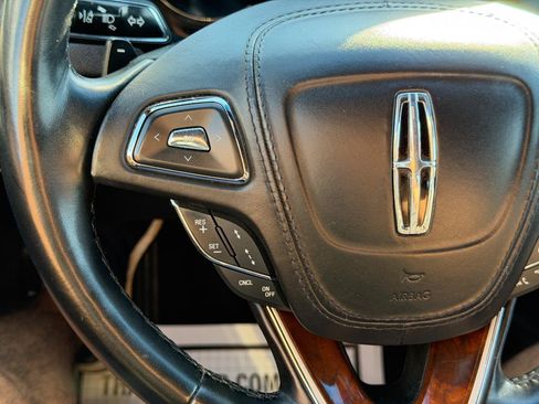 Used 2020 Lincoln MKZ Reserve w/ Monochromatic Package AWD/4WD image 74