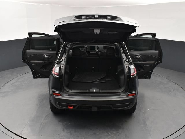 Used 2022 Jeep Cherokee Trailhawk w/ Trailer Tow Group AWD/4WD image 29