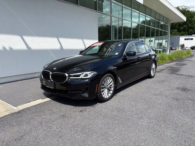 Used 2021 BMW 530i xDrive w/ Convenience Package AWD/4WD image 3