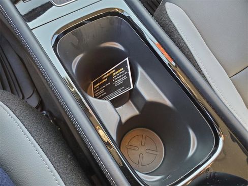 Certified 2024 Nissan Kicks SR w/ SR Premium Package image 22