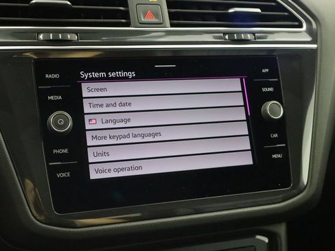 Used 2023 Volkswagen Tiguan SE R-Line FWD image 30