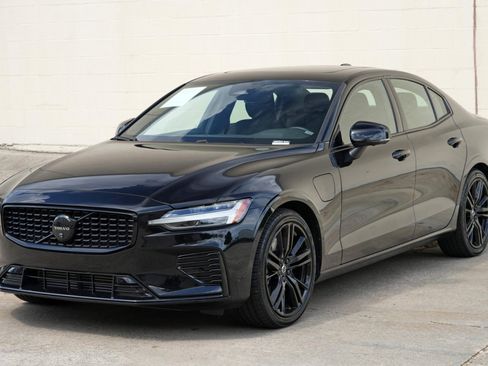Used 2024 Volvo S60 T8 Plus AWD/4WD image 47