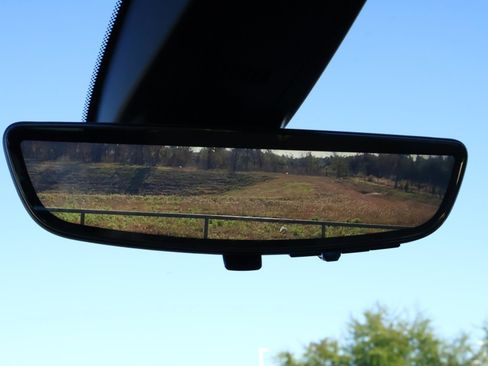 Used 2024 Cadillac XT6 Premium Luxury w/ Technology Package image 28