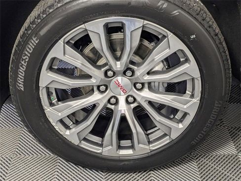 Used 2021 GMC Yukon XL Denali image 8