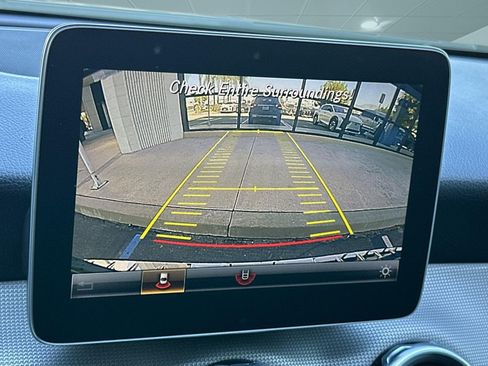 Used 2018 Mercedes-Benz GLA 250 image 20