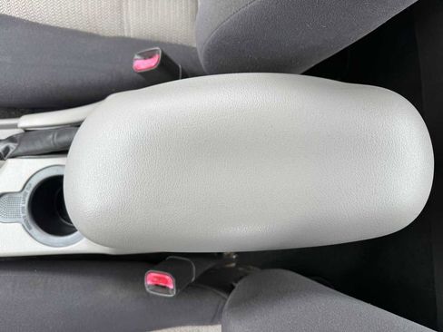 Used 2004 Ford Mustang Coupe image 28