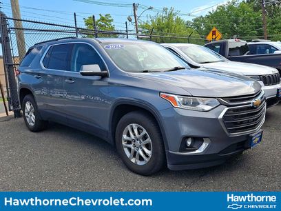 Used 2021 Chevrolet Traverse LT