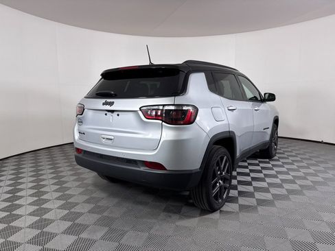 Used 2026 Jeep Compass Limited image 19