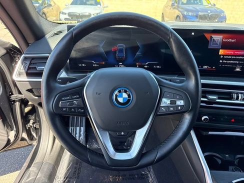 Used 2023 BMW i4 eDrive35 w/ Premium Package RWD image 24