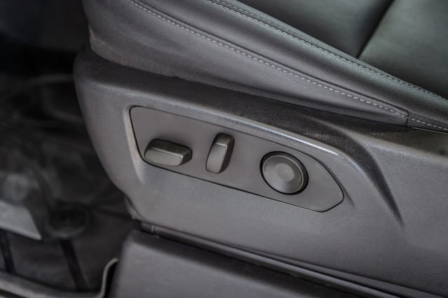 Used 2024 Chevrolet Silverado 2500 LTZ AWD/4WD image 40