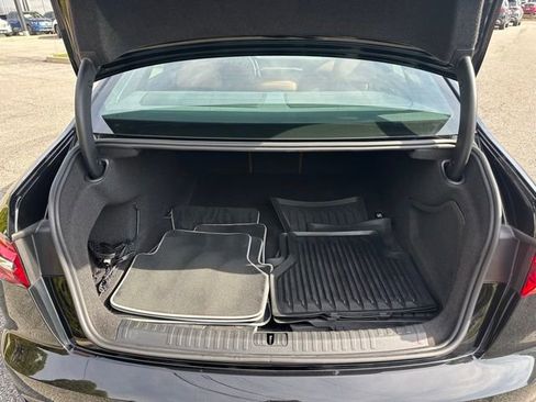 Used 2021 Audi A6 2.0T Premium image 39