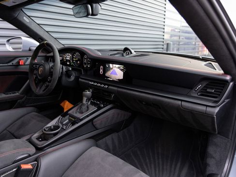 Certified 2024 Porsche 911 GT3 RS image 30