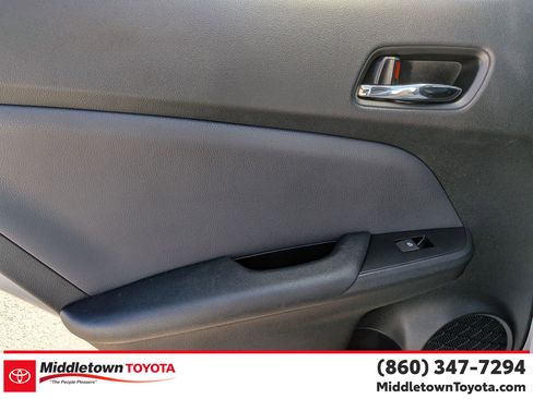 Used 2017 Toyota Prius Prime Premium image 30