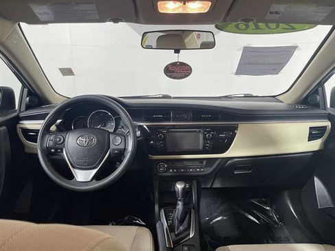Used 2016 Toyota Corolla LE FWD image 11
