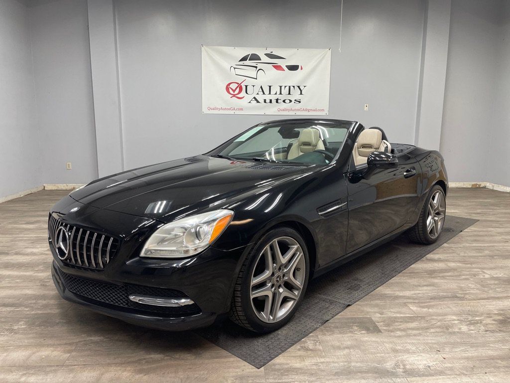 Used 2013 Mercedes-Benz SLK 250 image 1