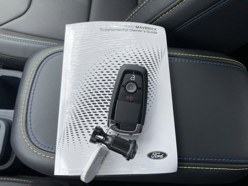 New 2025 Ford Maverick Lobo image 45