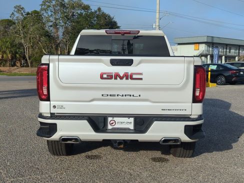 Used 2023 GMC Sierra 1500 Denali image 6