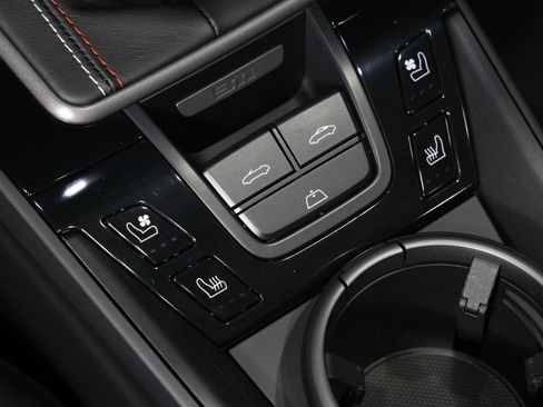 Used 2023 Porsche 911 Carrera GTS w/ Premium Package image 45