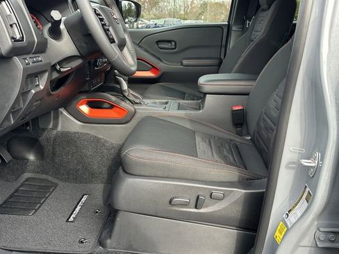 New 2026 Nissan Frontier Pro-X w/ Pro-X Convenience Package RWD image 11
