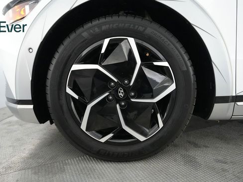 Used 2024 Hyundai Ioniq 5 Limited image 19