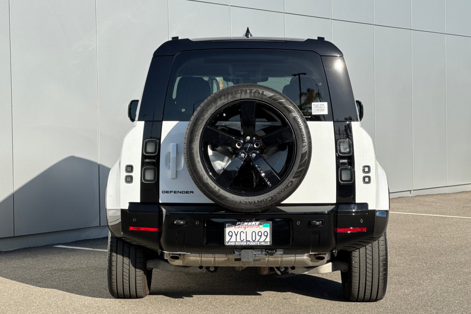 Certified 2026 Land Rover Defender 110 X-Dynamic SE AWD/4WD image 4
