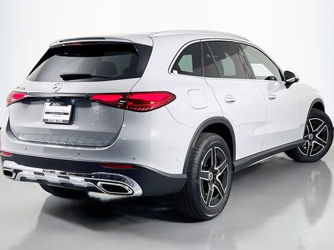 New 2026 Mercedes-Benz GLC 300 image 11