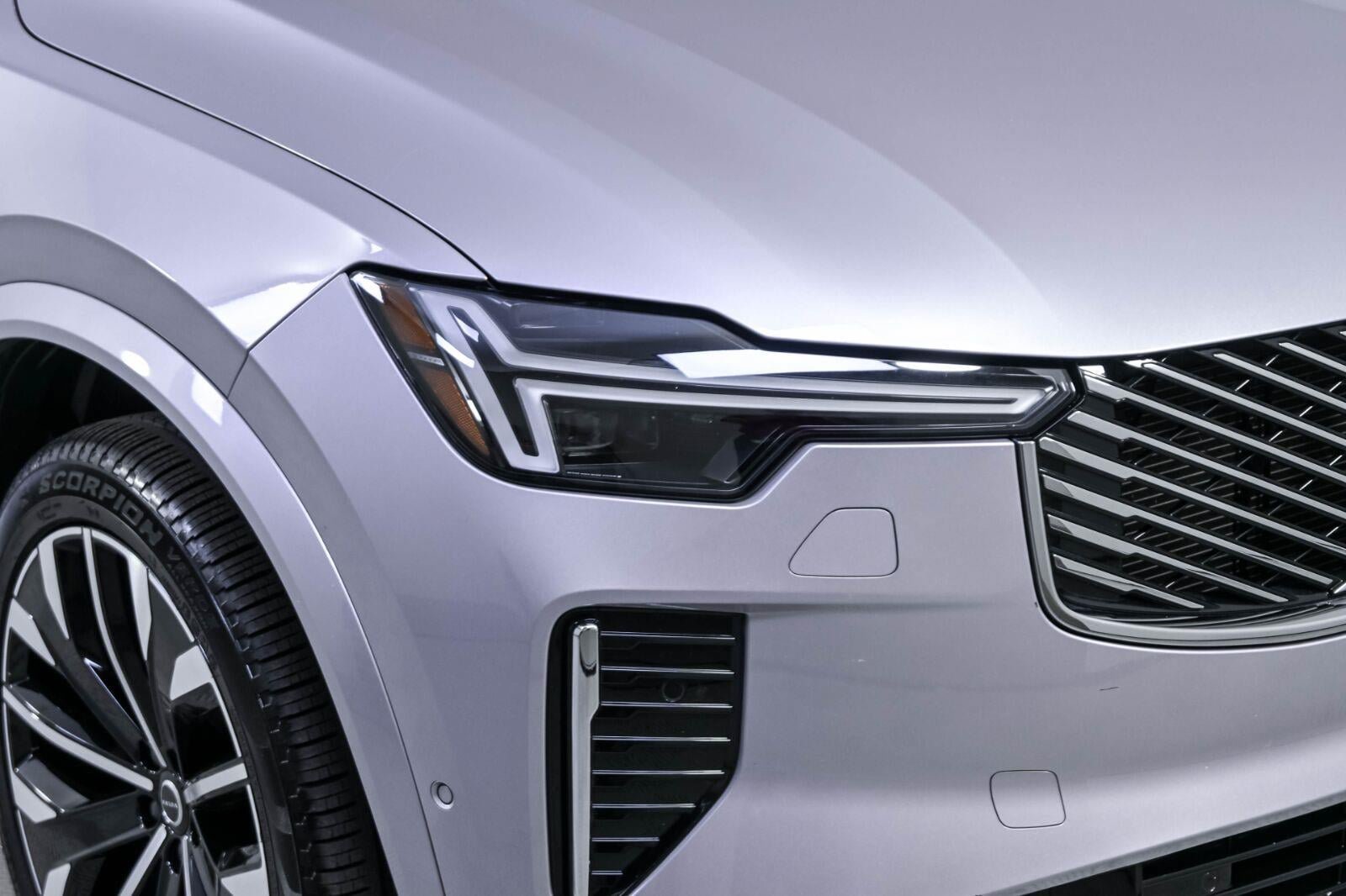 Certified 2026 Volvo XC90 B6 Plus AWD/4WD image 37