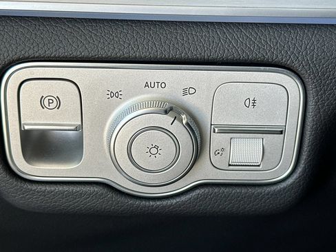 Certified 2024 Mercedes-Benz GLE 450 4MATIC image 40