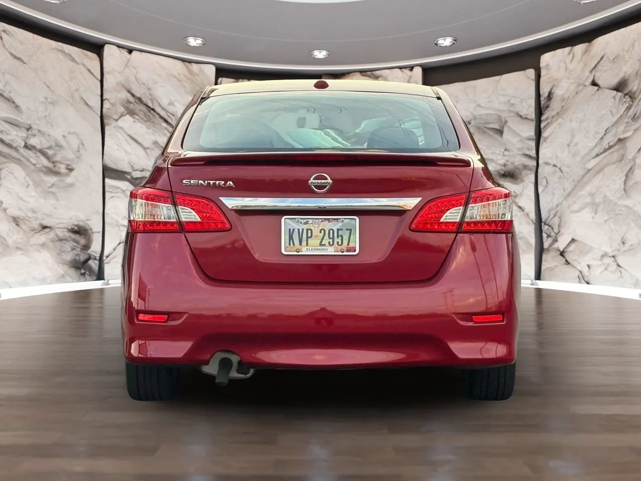 Used 2013 Nissan Sentra SR w/ Premium Pkg FWD image 6