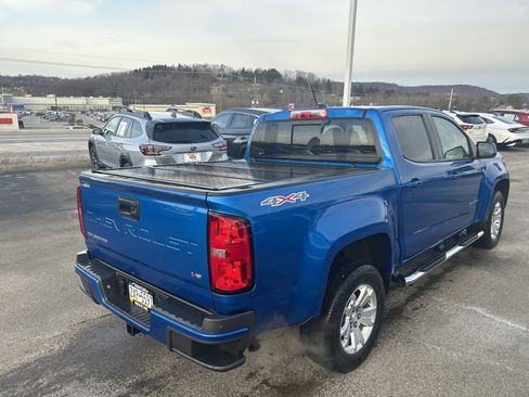 Used 2022 Chevrolet Colorado LT w/ LT Convenience Package image 7