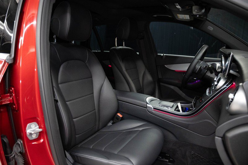 Used 2020 Mercedes-Benz GLC 300 image 12